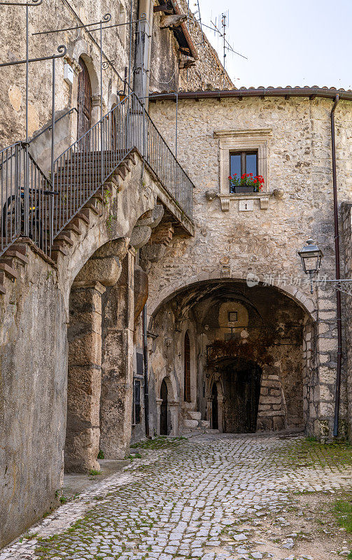 中世纪城镇中心，Campo di Giove Abruzzo意大利